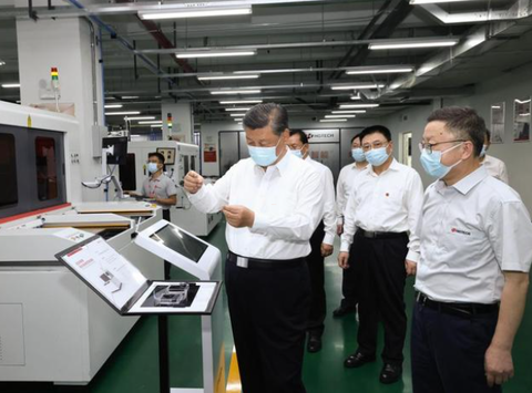 President Xi Jinping Inspects The Laser Industry in Hero City-Wuhan